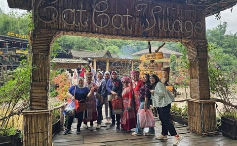 Half Day Walking Tour of Cat Cat Village in Sapa