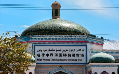 Urumqi Day Tour to Tianchi Lake and International Bazaar