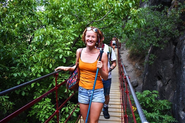 Hiking in the Canyon of the Monachil Cubs in Granada 2