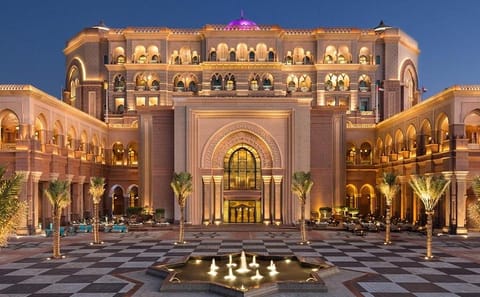 Abu Dhabi city tour with Sheikh Zayed Mosque and Ferrari World