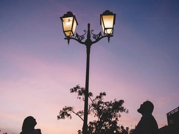 Hoi An Lantern Night Photoshoot with Professional Guidance