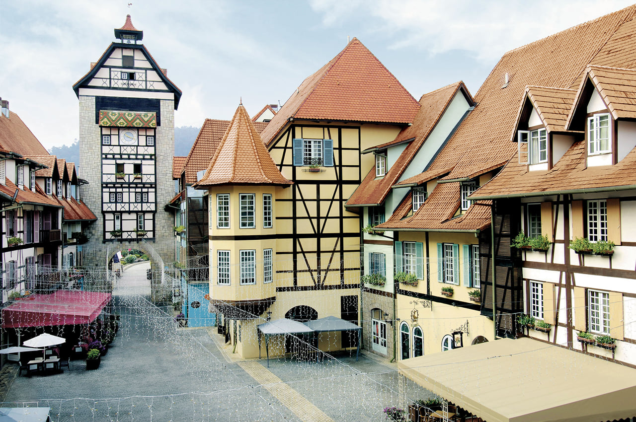 Colmar Tropicale and Batu Caves Day Trip (SIC/Shared Tour) 6