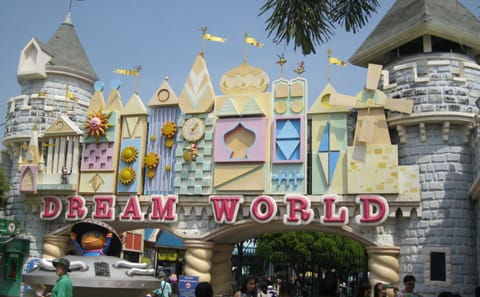 Full-Day Adventure at Dreamworld Park in Bangkok