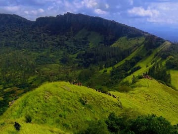 Hanthana Hiking Adventure Day Trip from Kandy