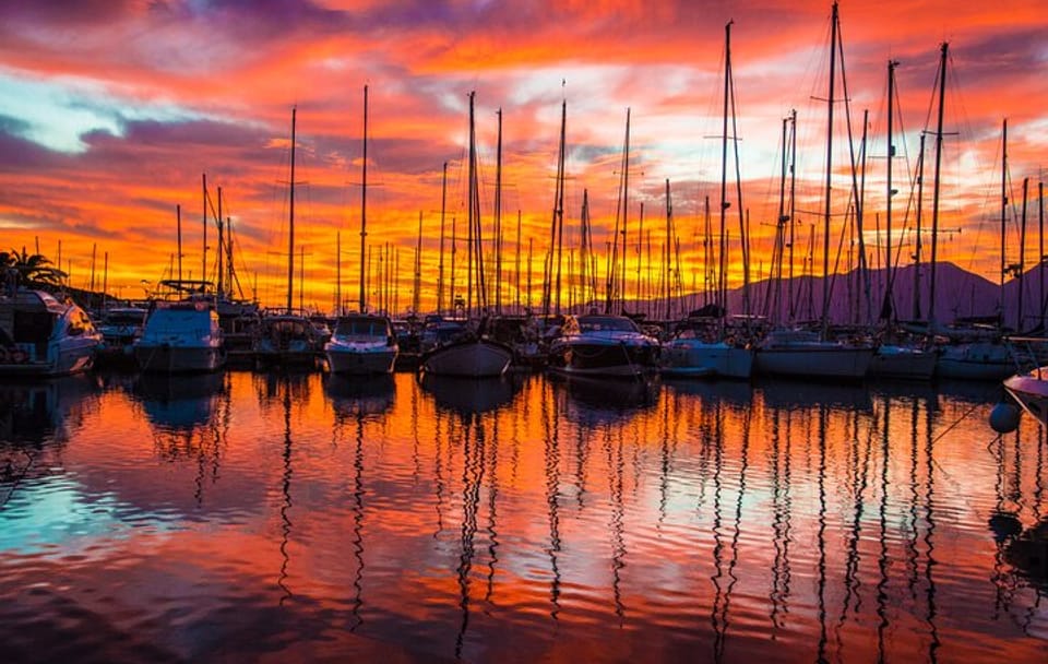 Wine Tasting & Food on Luxury Yacht Sunset – Evening in Marina