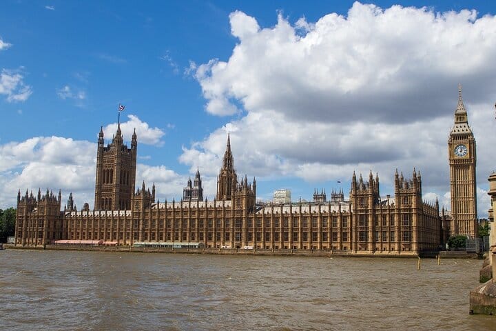 Explore Historic and Modern London on a Full Day Private Tour 4