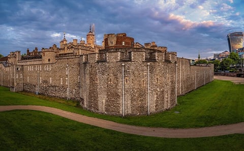 Private Tour of Canterbury Cathedral from London with Admission