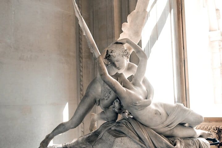 Louvre With Hotel Pick up And Seine Cruise Tickets  9