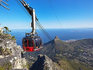 Cape Town Tour: Cape Point, Table Mountain, and Boulders Beach