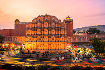 3-days Jaipur, Delhi Tour by Fast Train