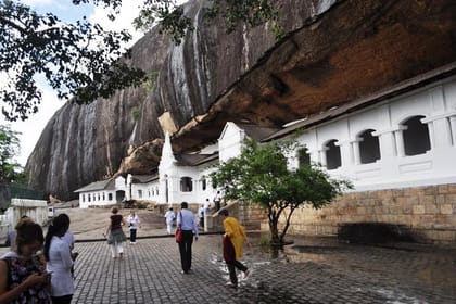 Sigiriya Rock Fortress and Cave Temples Private Day Trip