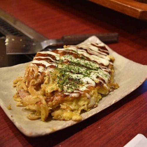 Okonomiyaki Cooking,Japanese Sake Free Flowing Experience