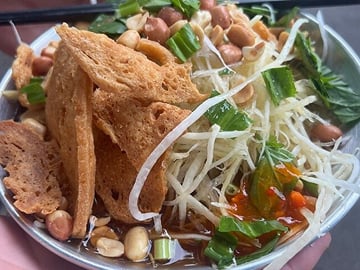 The Coolest Vegan Food Tour by Motorbike in Ho Chi Minh City