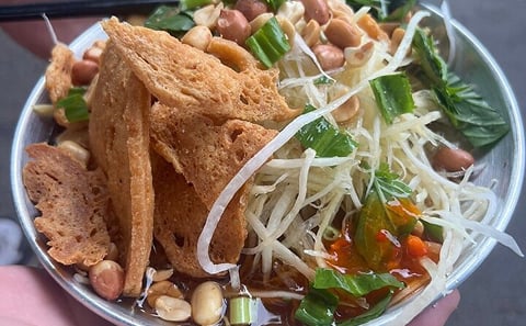 Ho Chi Minh City Vegan Food Tour by Motorbike