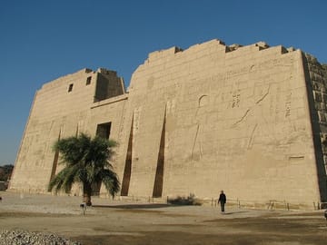 5-Hour Habu and Valley of the Queens Temple, From Luxor by eyes of egypt