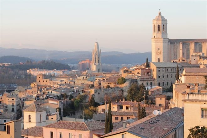 Private Girona and Besalu, Jewish History tour from Barcelona 4