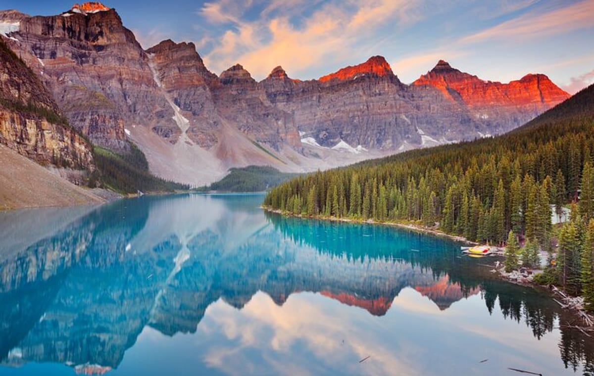 Sunrise Tour Moraine Lake Lake Louise from Banff