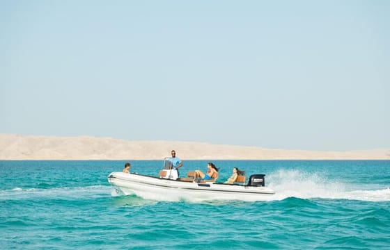 2 Hours Private Speedboat with Hotel Transfer – Sharm El Shaikh