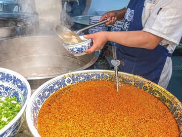 Day Trip Hands-On Lanzhou Ramen, Gansu Museum & Yellow River