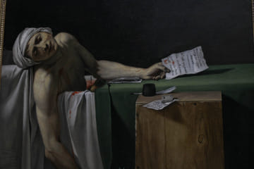 Louvre Museum Tour: Uncover Murders and Mysteries