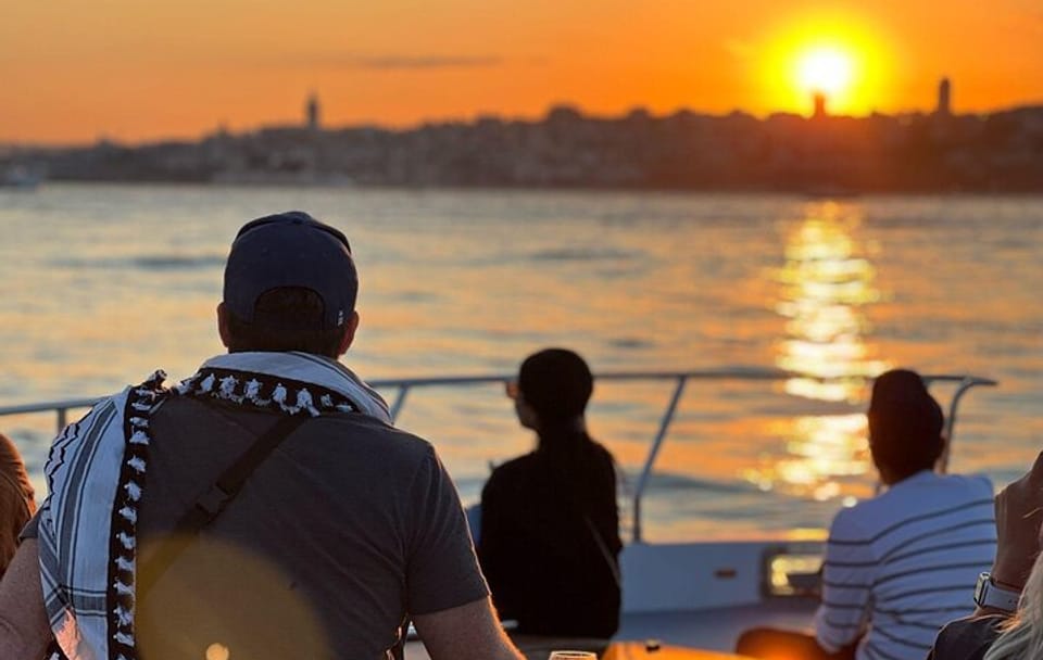 Istanbul Sunset Yacht Cruise on the Bosphorus with Snacks