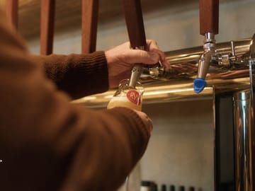 Our expert and local guides will share insight into the brewing traditions and specialities in Iceland