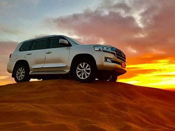 6 hours Premium Desert Safari in Dubai Red Dunes