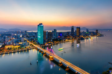 Da Nang Sunset Views and Han River Dinner Cruise
