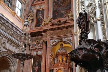 Córdoba Walking Tour: Roman Bridge, Alcazar & Mosque Cathedral