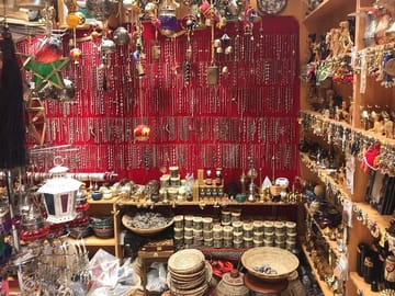 3-Day Cultural and Adventure Tour in Oman: Al Hadd, Ibra, Muscat