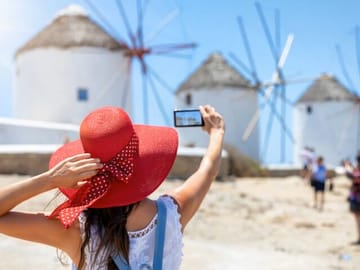 Mykonos Half-Day Tour: Ano Mera and Mykonos Town Highlights