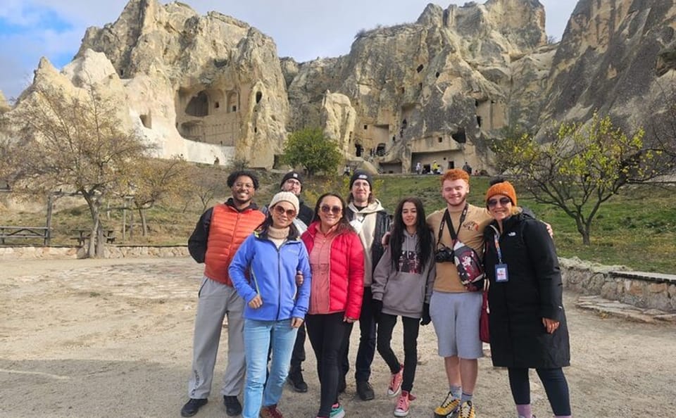 4-Day Istanbul and Cappadocia Tour with Cave Hotel Stay