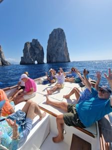 Capri: Scenic Boat Tour with Swimming, Limoncello & Snack