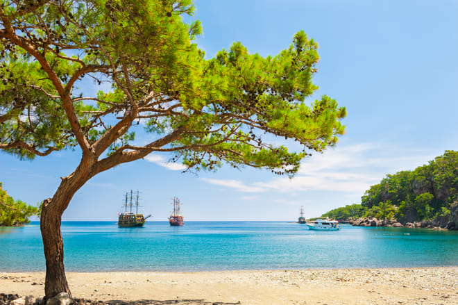 Relaxing Boat Trip to w/Lunch and Drinks from Antalya 3