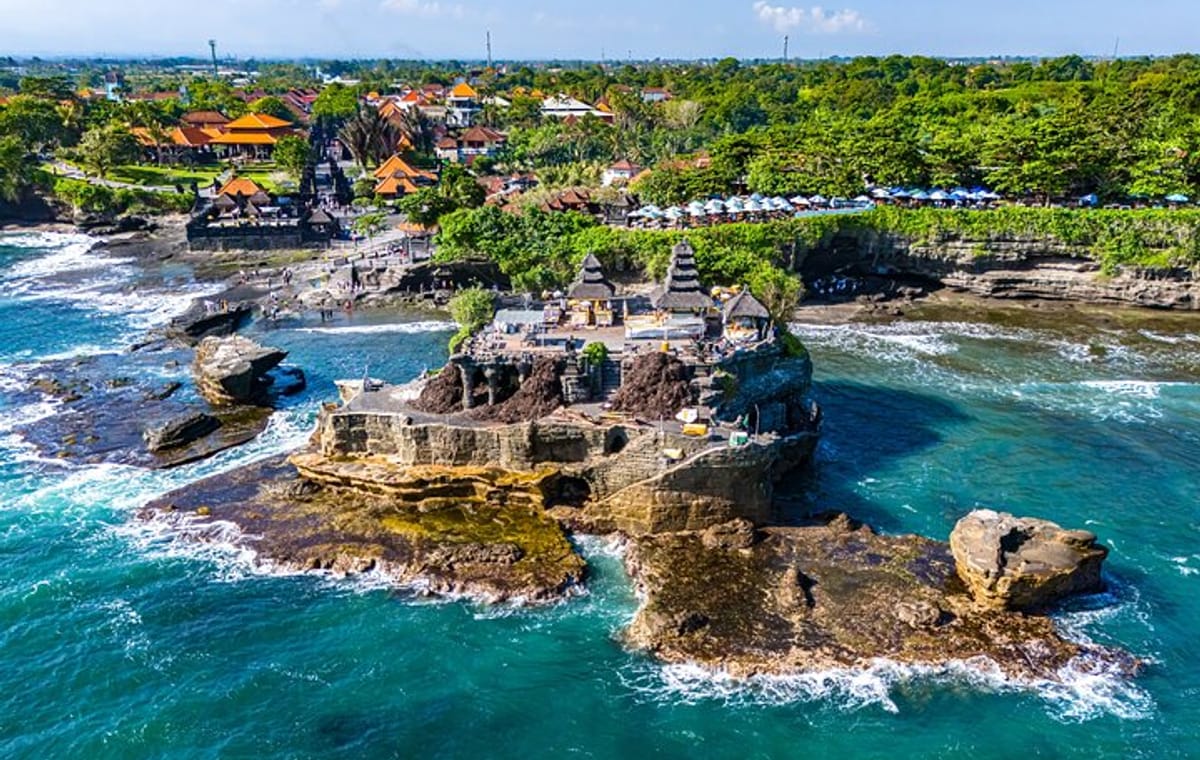 Bali Tanah Lot Jatiluwih Rice Terrace and Beratan Lake Tour