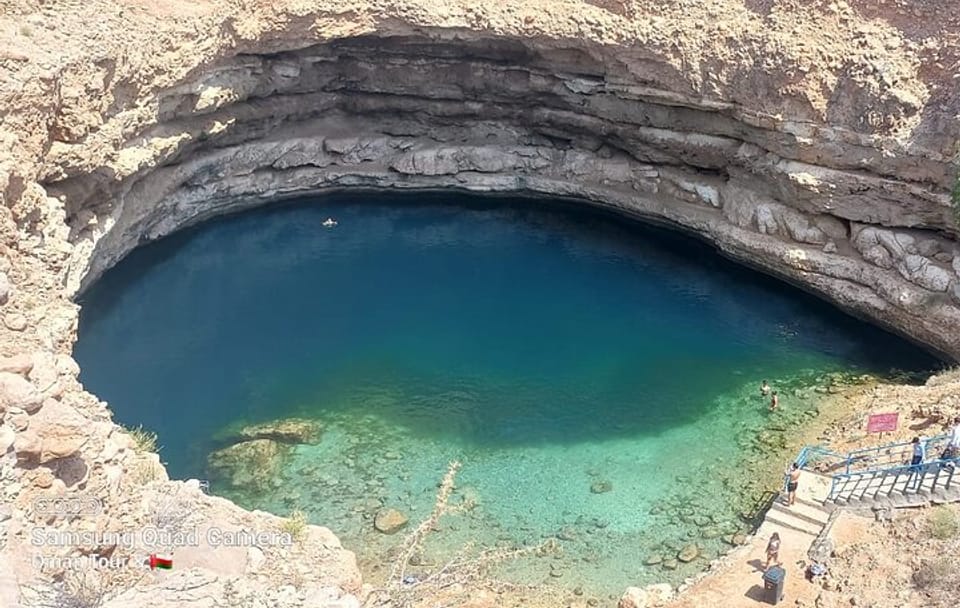 Full-Day Adventure Tour of Wadi Shab and Sinkhole in Muscat