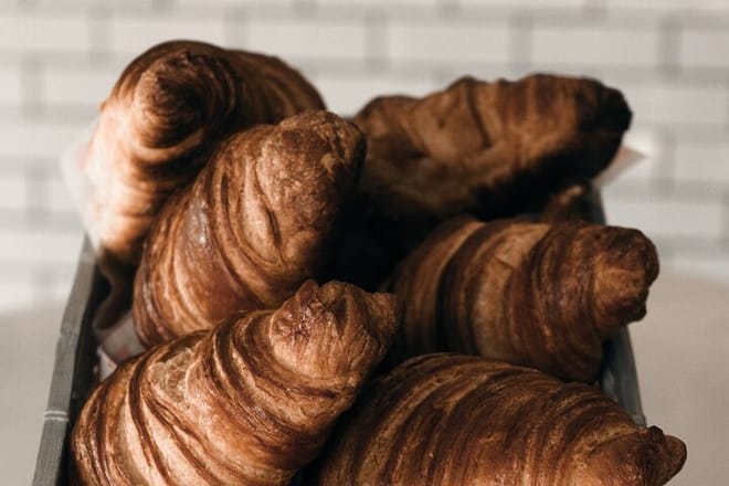Best Croissants + Pastries -- Sweet & Savory le Marais Paris Walk
