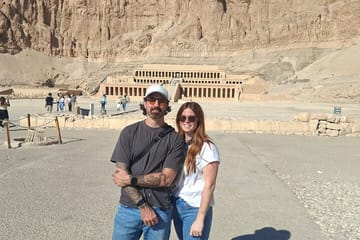 Private Luxor Day Tour from Aswan with Historical Sites