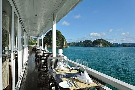 Hanoi and Halong Bay Luxury Cruise with Scenic Adventures