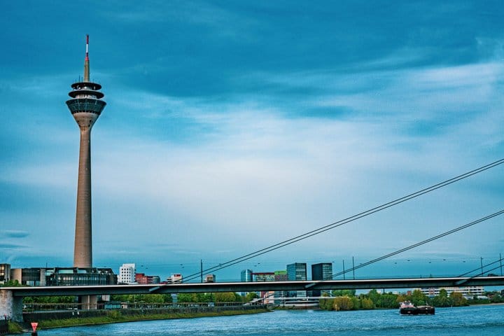 Murder City Game with Live Game Host in Dusseldorf 2
