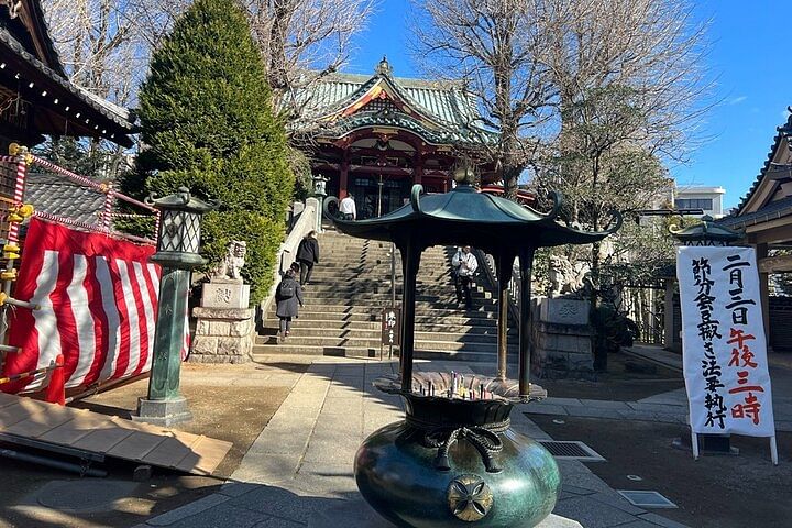 Learn about Buddhism and Shinto in Asakusa's Temple and Shrine