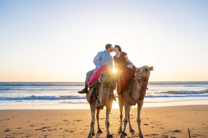 Create romantic memories in Morocco. Our private Tangier tours are perfect for couples and honeymooners. Book your VIP trip from Tarifa.