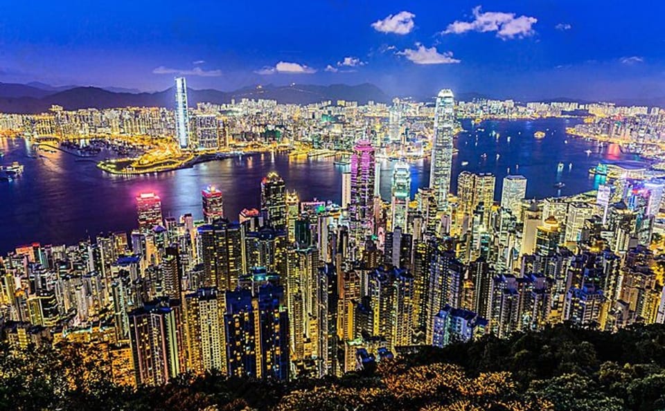 Private Tour of Hidden Gems in Hong Kong with Local Guide