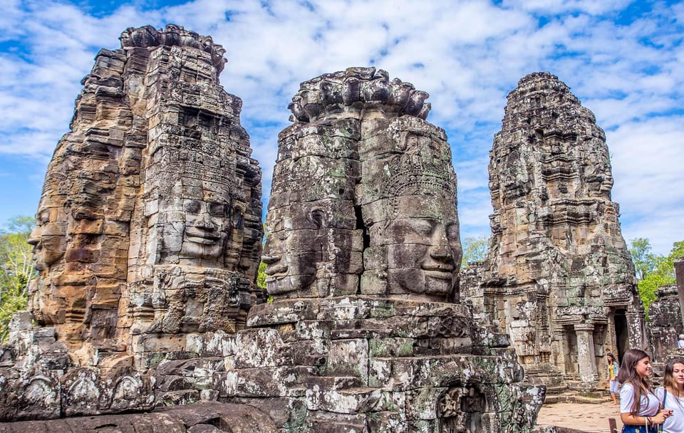 8-Day Cultural Tour of Cambodia from Siem Reap to Phnom Penh