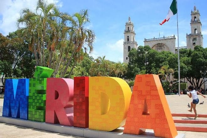 Merida Airport Private Shuttle with WIFI 4