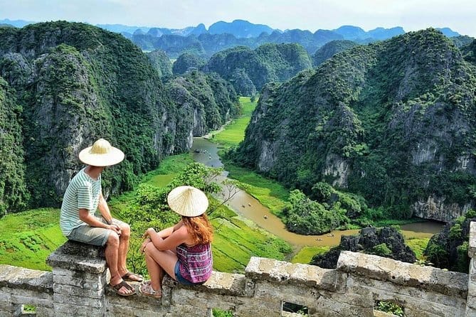 14-day tour from South to North Vietnam