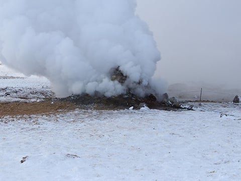 At N&aacute;maskar&eth;