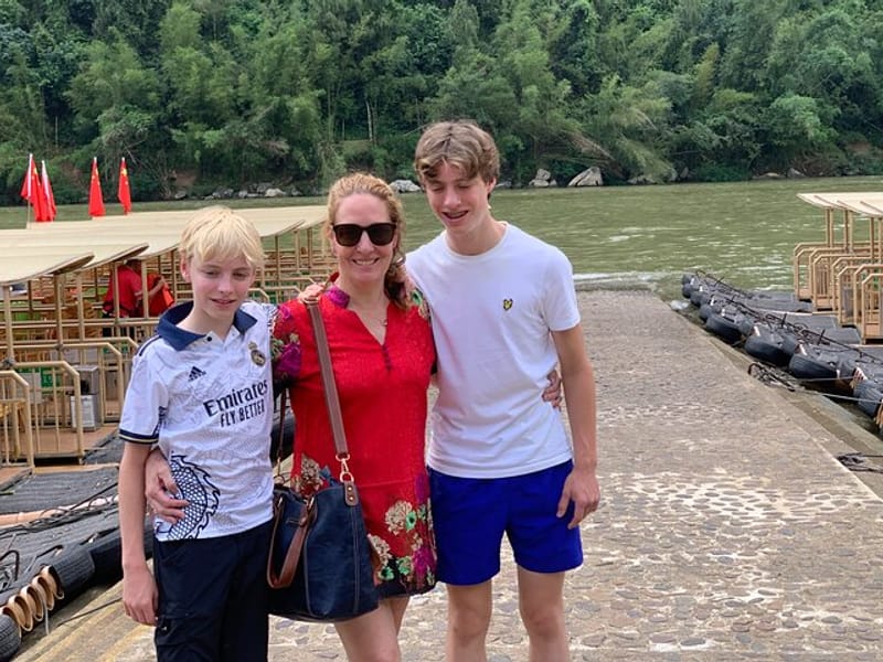 Li River Cruise with bamboo Rafting & Xianggong Hill Private Tour