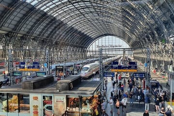 Private 2-Hour Walking Tour of Frankfurt's Key Landmarks