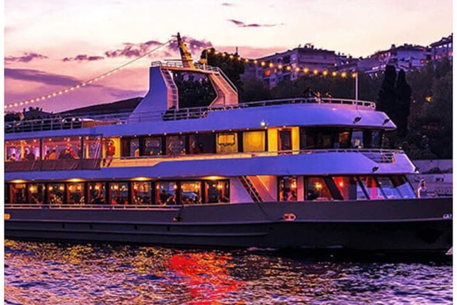 Istanbul Bosphorus Dinner Cruise & Turkish Night Show 3